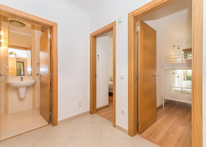 Poco Do Bispo By Algartur Daire *