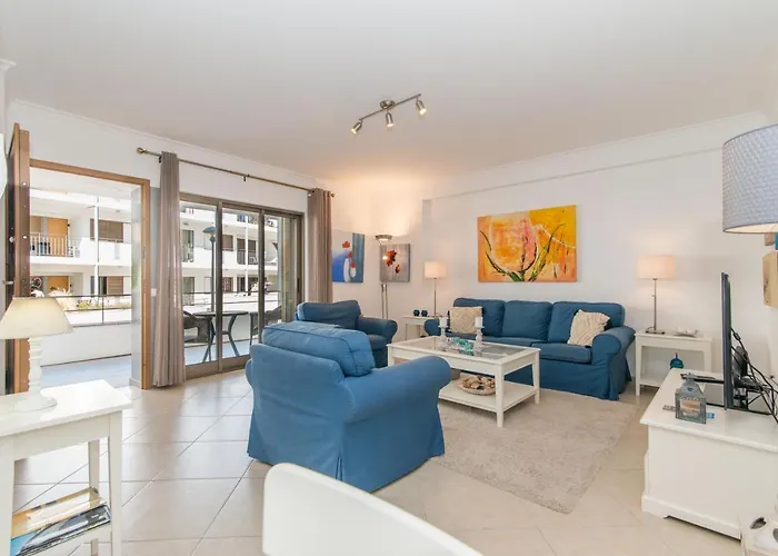 Poco Do Bispo By Algartur