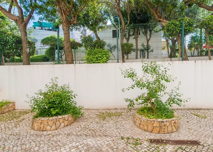 Poco Do Bispo By Algartur